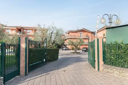 Apartment Garda Lake View House